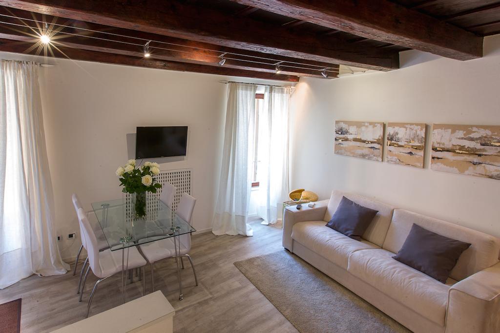 Corte Quaranta Verona Rum bild